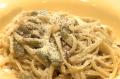 Linguine with Green Beans, Bacon, Garlic, and White Wine