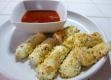 How To Make Low Fat Crumb Baked Mozzarella Sticks