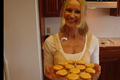 Fast and Fabulous Mini Cheesecake with Tangy Topping