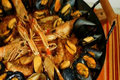 How To Make Paella De Marisco