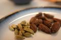 Black And Green Cardamom