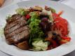 Bunter Salatteller Mit Rumpsteak Und Champignons