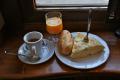 Desayuno Con Su Pincho De Tortilla