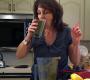 How To Make Apple And Red Leaf Lettuce Anti Aging Smoothie
