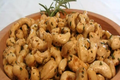 How To Make Rosemary Cashews -- Lynn's