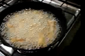 How To Make Oriental Fritters - Part 1 : Frying And Serving