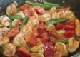 How To Make Sweet And Spicy Schezuan Prawns