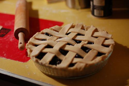 pie with rolling pin