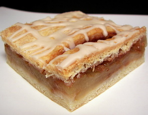 Frozen Apple Bars are a Fall Favorite among Apple Desserts