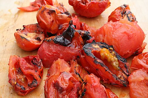 Grilled tomatoes are ready to be served