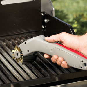 Easy tips on how to clean a grill everytime after your cooking is complete
