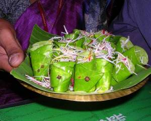 Paan Chewing