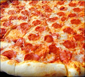 How to grill pizza with cheese toppings - easy to make recipe