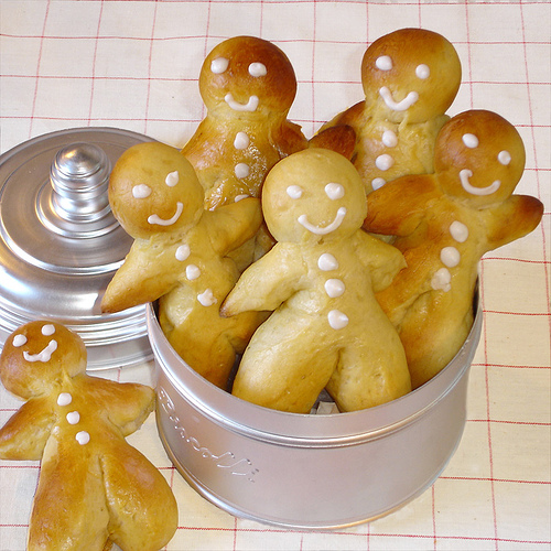 Cute batch of freshly baked Mannala. Cute batch of freshly baked Mannala.
