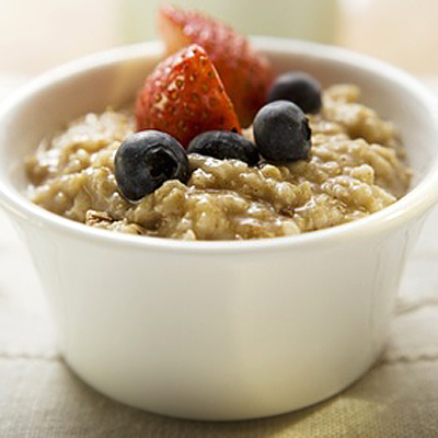 Fresh oatmeal served with fresh fruits