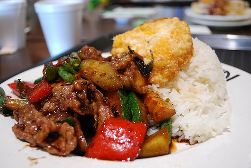 A tempting serving of Phat Kraphao Mu with rice