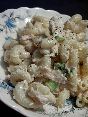 An easy-to-make Macaroni Tuna Salad An easy-to-make Macaroni Tuna Salad