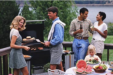 Backyard summer party is a great way to celebrate Labor Day