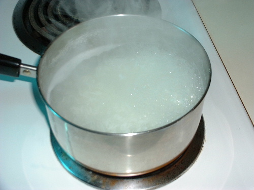 Cooking rice in a pot