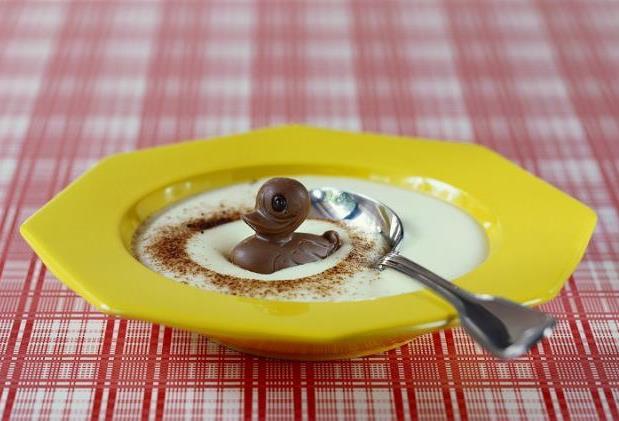 Cream of wheat with chocolate and cinnamon