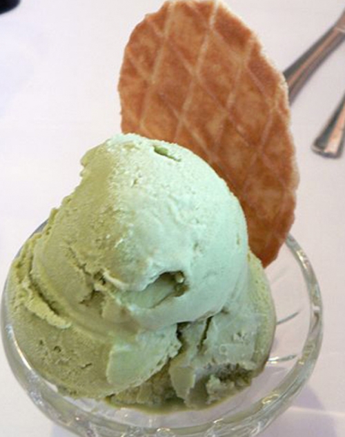 Green tea ice-cream