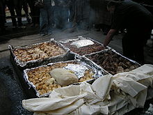 A hangi meal being prepared