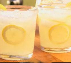 Lemonade In Easy Party Menu