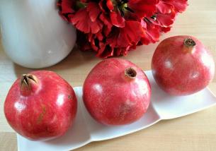 How to clean pomegrantes