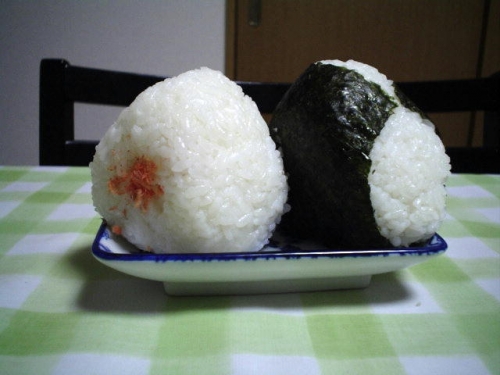 Japanese food : Onigiri Onigiri -- Japanese delicacy