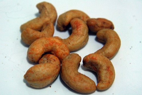 nuts can be taken as snacks