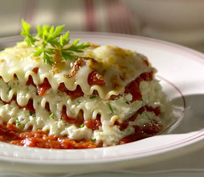Marrying wine into lasagna sauce give a rich aromatic flavor to the entire dish