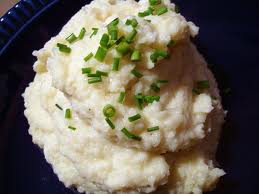 Mashed cauliflower can be a good and healthy substitute for mashed potatoes