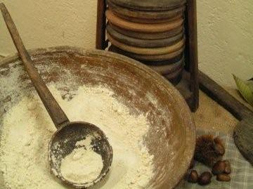 Neccio Flour or Farina di Neccio della Garfagnana, is the traditional chestnut flour from Tuscany