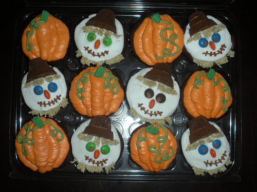 cupcakes made up of pumpkins for kids