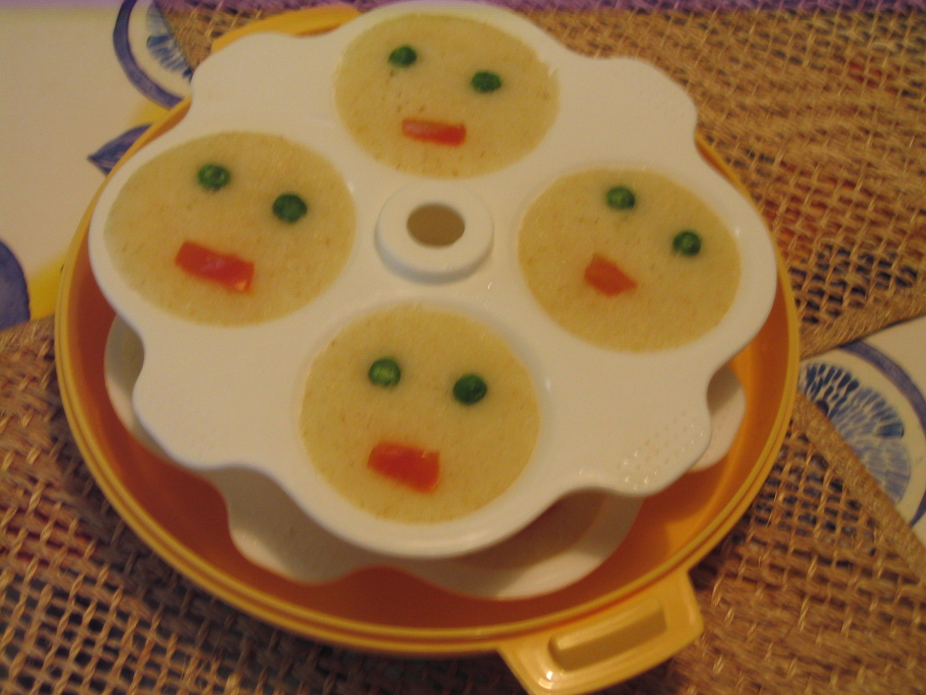 Instant semolina idli by Chef Sonali Instant semolina idli by Chef Sonali picture