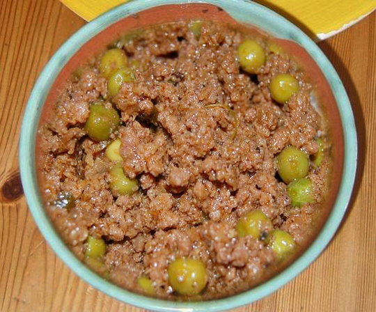 Keema Matar - Minced Beef And Green Peas Curry Keema Matar - Minced Beef And Green Peas Curry picture