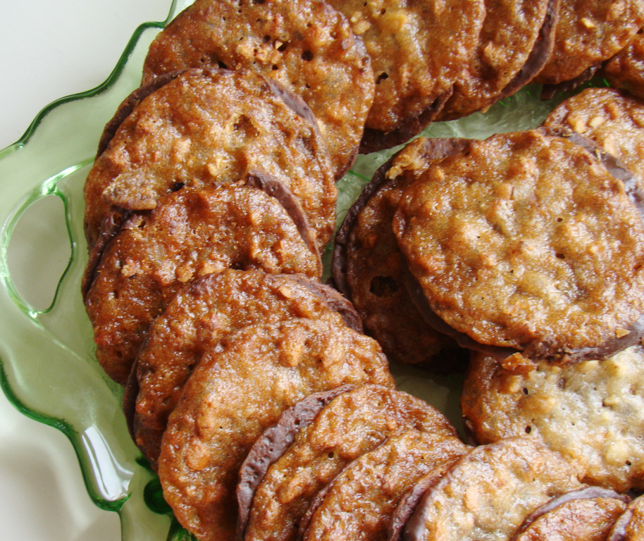 Lace Cookies Lace Cookies picture