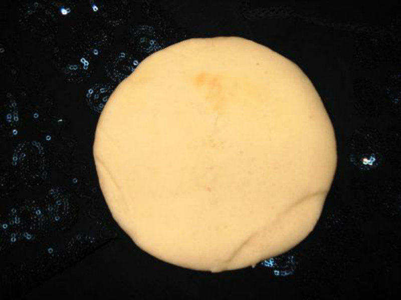 Lebanese Bread Lebanese Bread picture