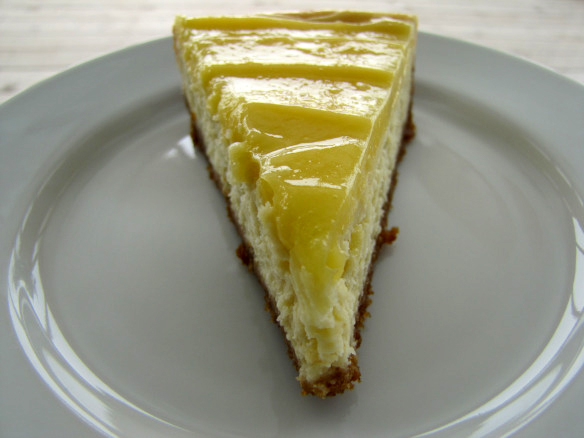 Lemon Cheesecake Tarts Lemon Cheesecake Tarts picture