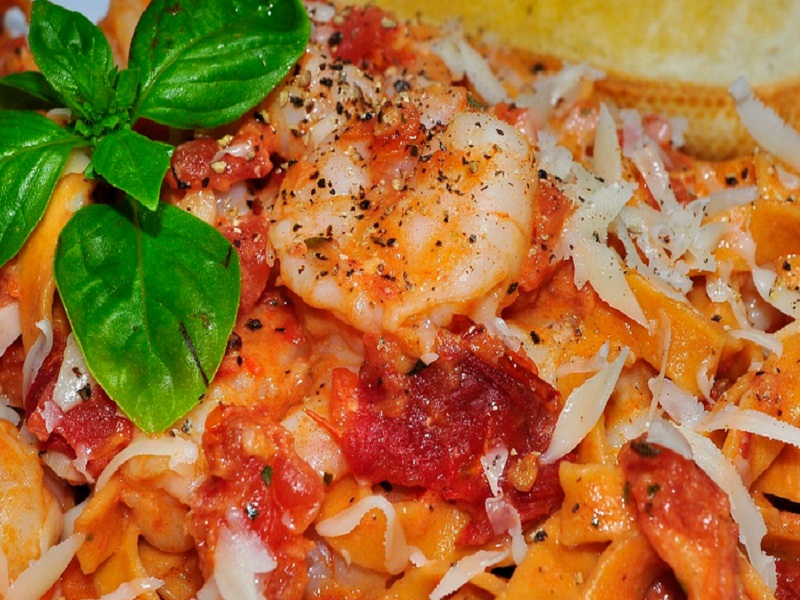 Linguine with Shrimp and Basil Sauce Linguine with Shrimp and Basil Sauce picture