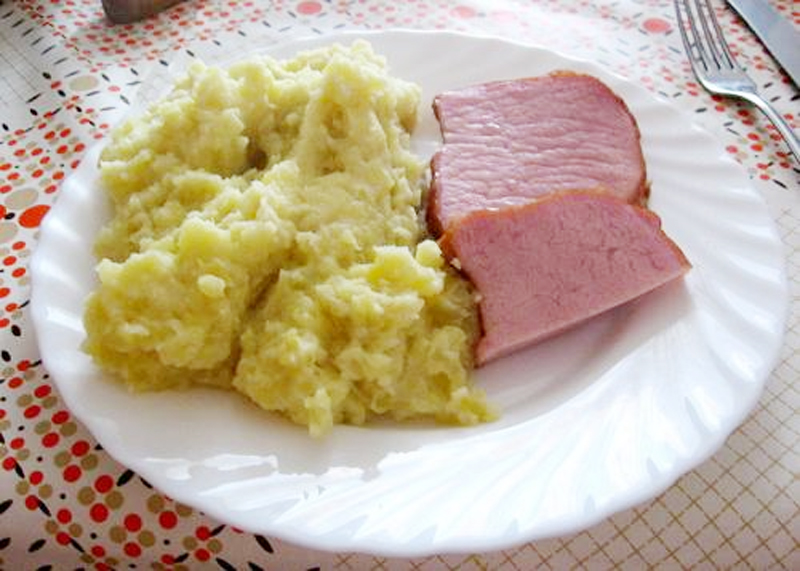 Chicken Flavored Whipped Potatoes Chicken Flavored Whipped Potatoes picture