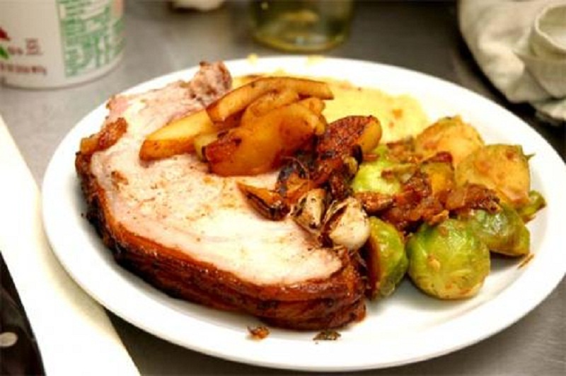 Microwave Pork Roast With Apples Microwave Pork Roast With Apples picture