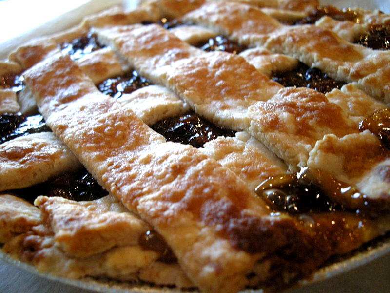 Easy Mincemeat Pie Easy Mincemeat Pie picture