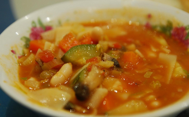 Prosciutto Minestrone Prosciutto Minestrone picture