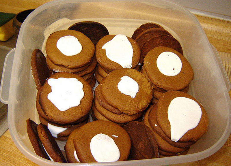 Frosted Old Fashioned Molasses Cookies Frosted Old Fashioned Molasses Cookies picture