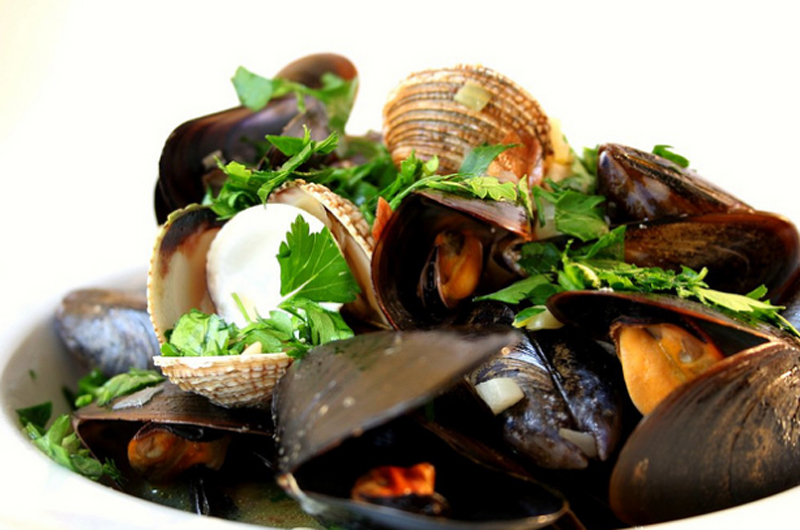 Moules Mariniere Moules Mariniere picture