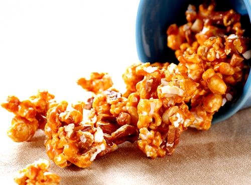 Movie Candy Caramel Corn Movie Candy Caramel Corn picture