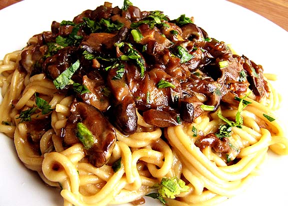 Portobello Stir Fry With Blue Cheese Portobello Stir Fry With Blue Cheese picture