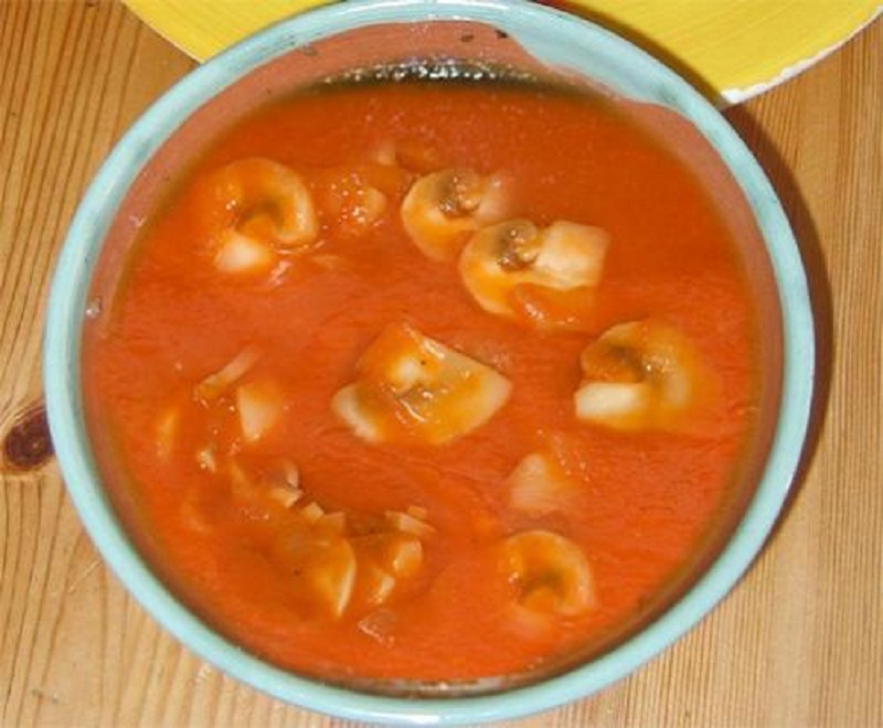 Mushrooms In Fresh Tomato Sauce Mushrooms In Fresh Tomato Sauce picture