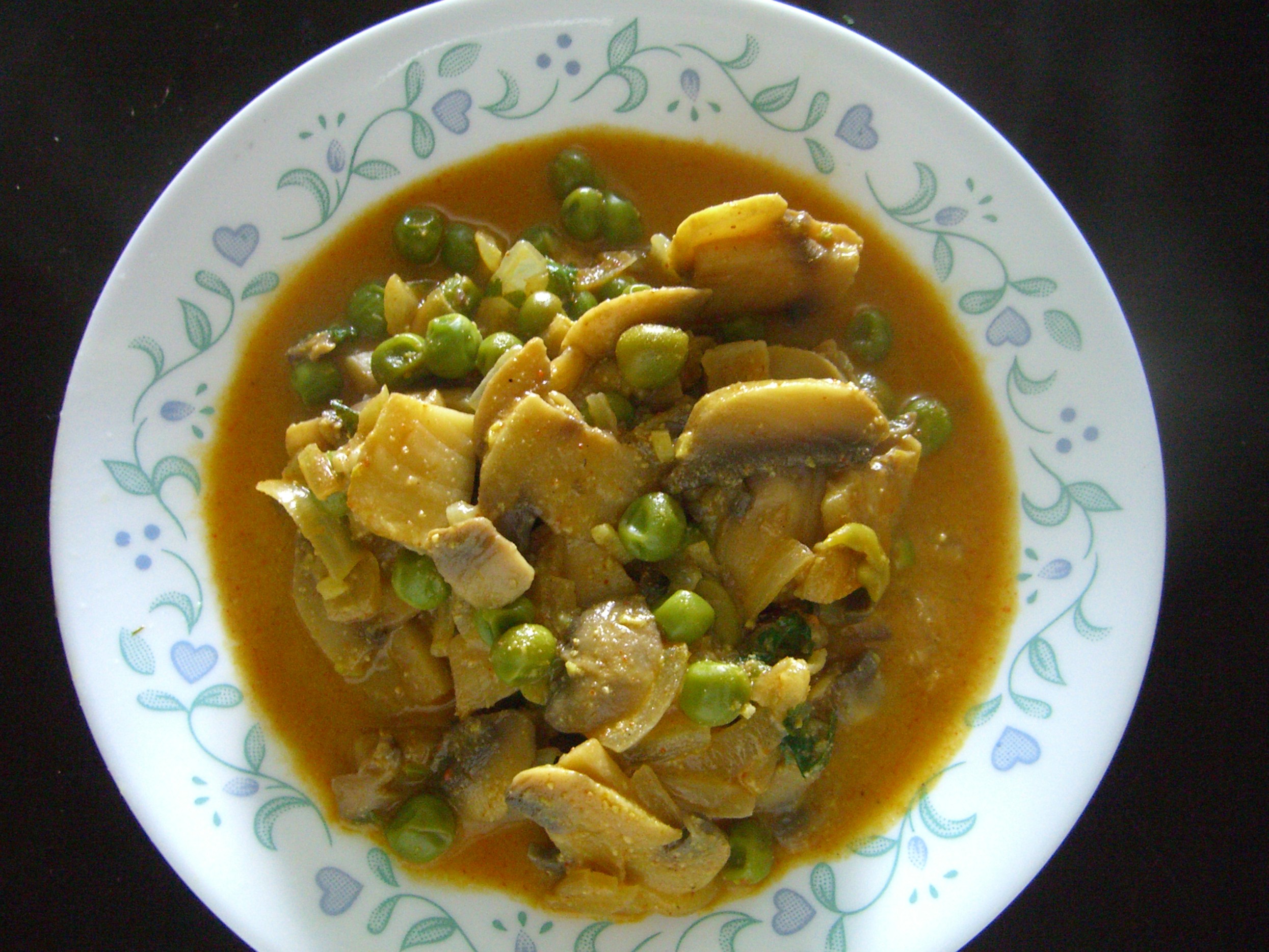 Matar Mushroom Curry picture